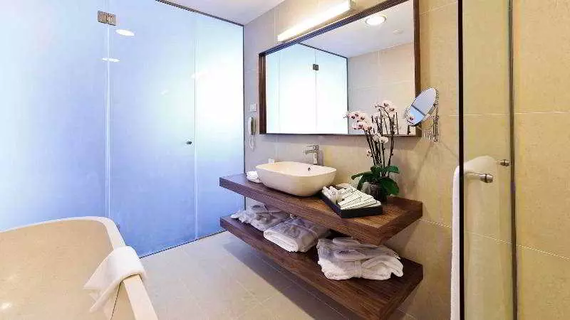 اتاق استاندارد با چشم‌انداز زمین, Lighthouse Golf & Spa