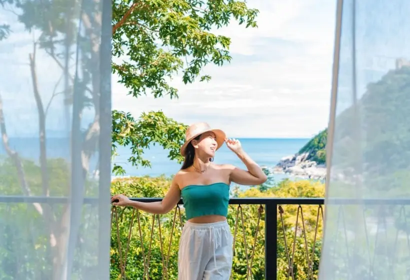 بانگلوی لوکس, Lub D Koh Tao Tanote Bay