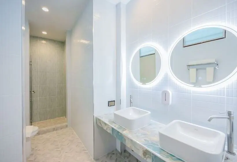 سوییت, Lub D Koh Tao Tanote Bay