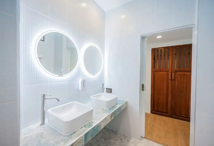 سوییت, Lub D Koh Tao Tanote Bay