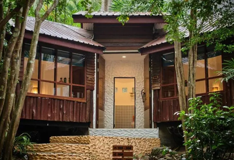 بانگلوی استاندارد, Lub D Koh Tao Tanote Bay