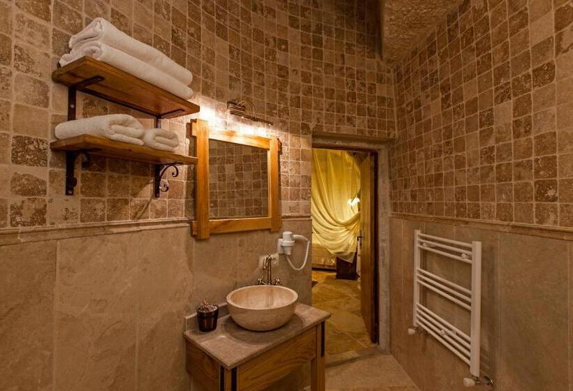 غرفة ديلوكس, Mithra Cave