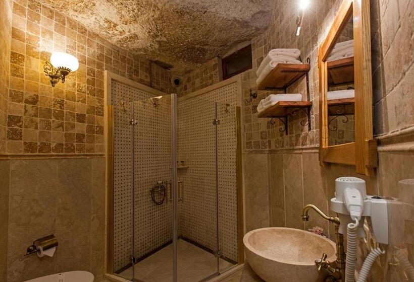 Номер Deluxe, Mithra Cave