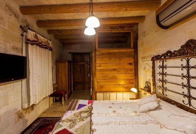 Номер Deluxe, Mithra Cave