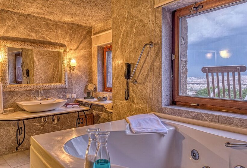 スーペリアースイート, Museum