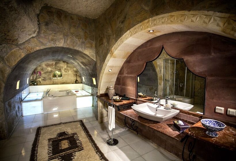 スーペリアースイート, Museum