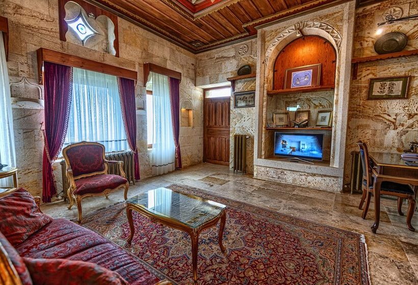 Deluxe Suite, Museum