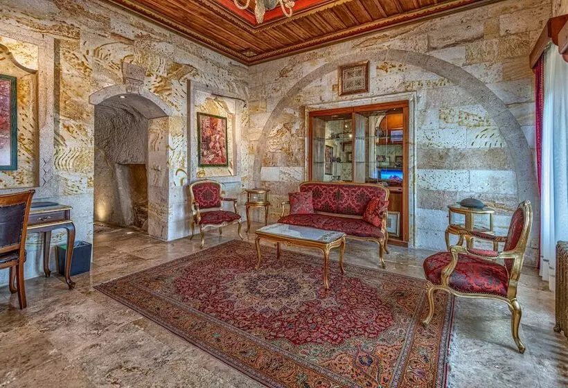 سوییت لوکس, Museum