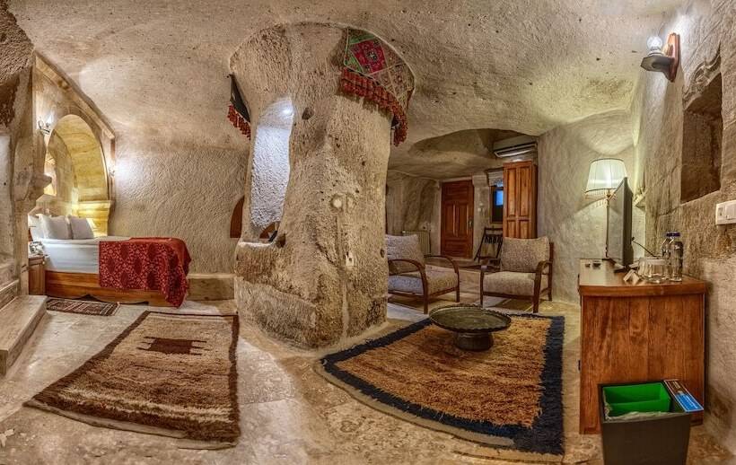 Deluxe Suite, Museum