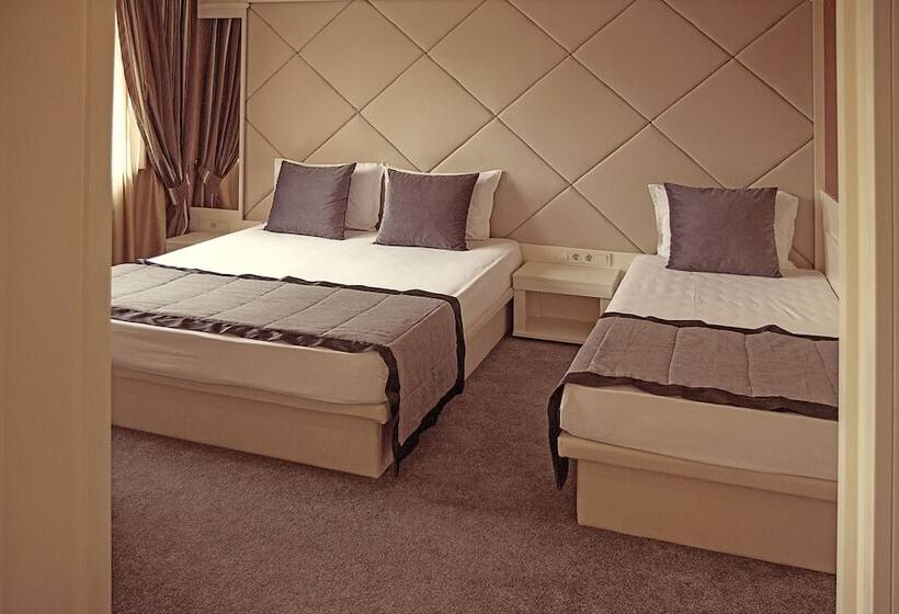 주니어 스위트, Park Hotel Plovdiv