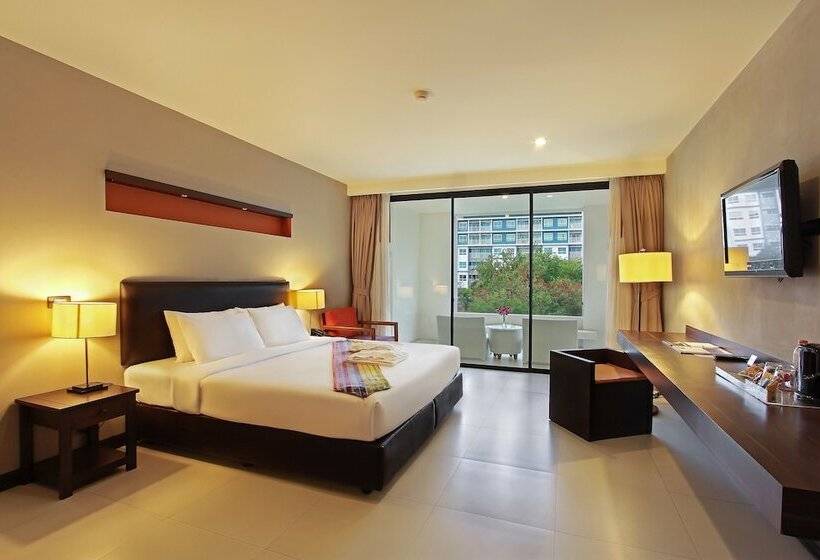 Háromágyas Deluxe Szoba, The Serenity Hua Hin