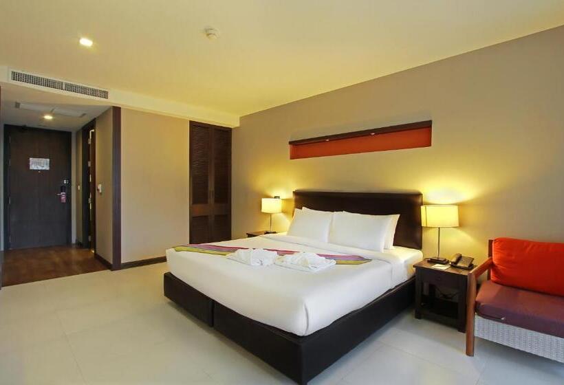 Medencére Néző Deluxe Szoba, The Serenity Hua Hin