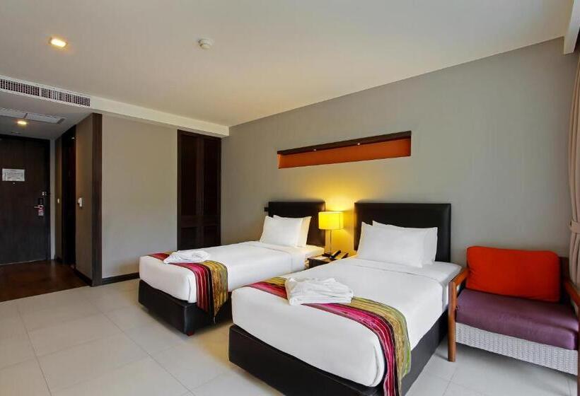 Medencére Néző Deluxe Szoba, The Serenity Hua Hin