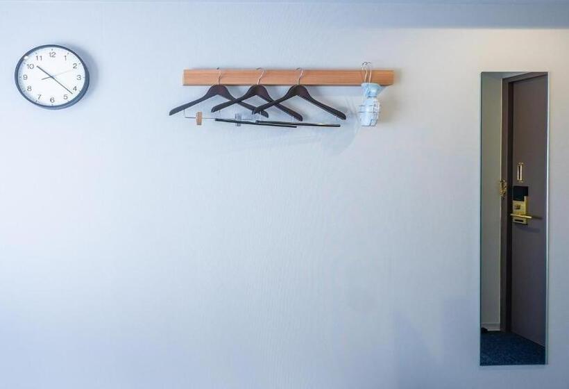 غرفة إقتصادية, Toyoko Inn Yodoyabashi-eki Minami