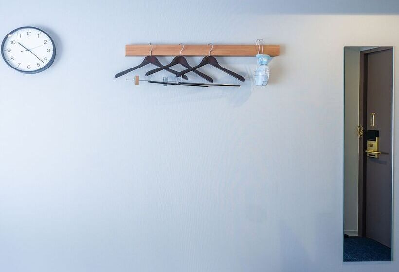 غرفة إقتصادية, Toyoko Inn Yodoyabashi-eki Minami