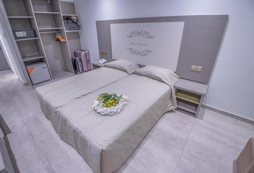 Номер Superior, Nicholas Color