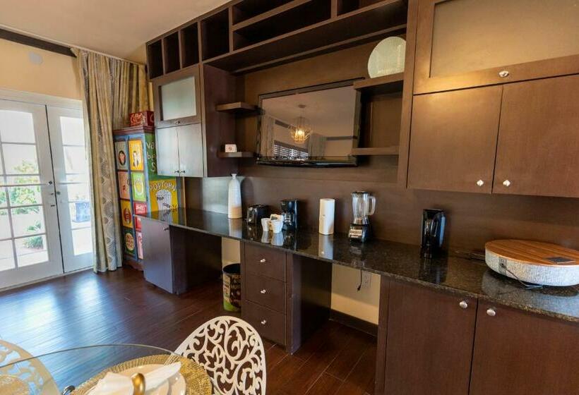 스탠다드 스튜디오, Tradewinds Apartment Hotel Miami Beach