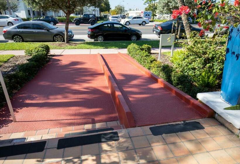 스탠다드 스튜디오, Tradewinds Apartment Hotel Miami Beach