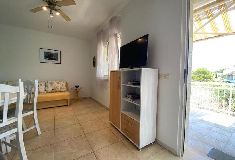 Апартаменты 1 Спальня Вид на Море, Villa Laguna