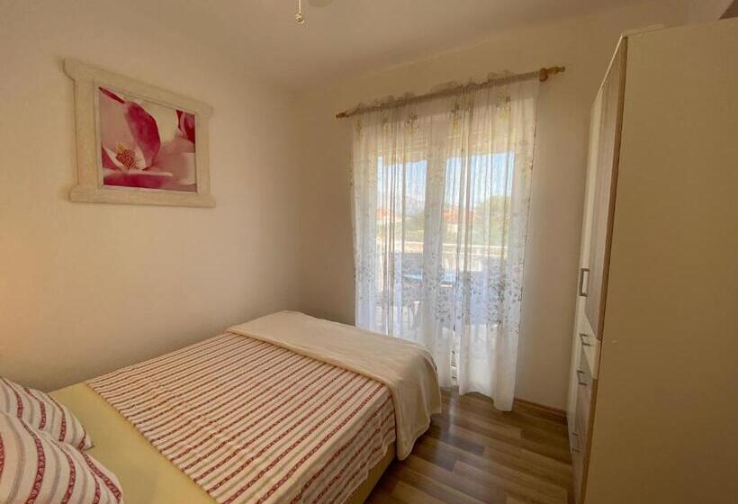 Апартаменты 2 Спальни Вид на Море, Villa Laguna