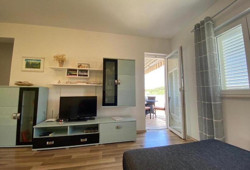 Апартаменты 2 Спальни Вид на Море, Villa Laguna