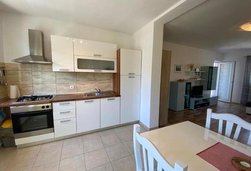 Апартаменты 2 Спальни Вид на Море, Villa Laguna