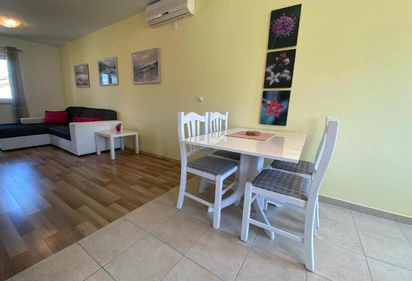 Апартаменты 2 Спальни Вид на Море, Villa Laguna