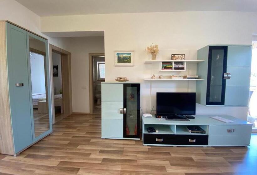 Апартаменты 2 Спальни Вид на Море, Villa Laguna