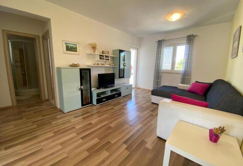 Апартаменты 2 Спальни Вид на Море, Villa Laguna