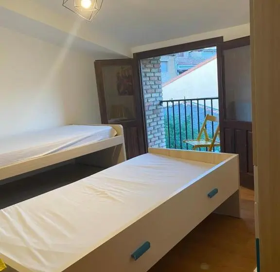 اتاق استاندارد با سرویس بهداشتی مشترک, Albergue Estrella Guia