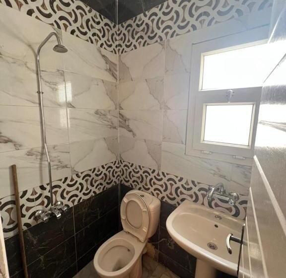 اتاق لوکس با تخت بزرگ, Almanara Hotel Marsa Matrouh