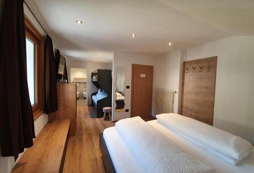 Четырехместный Номер Стандарт, Haus Herta B&b