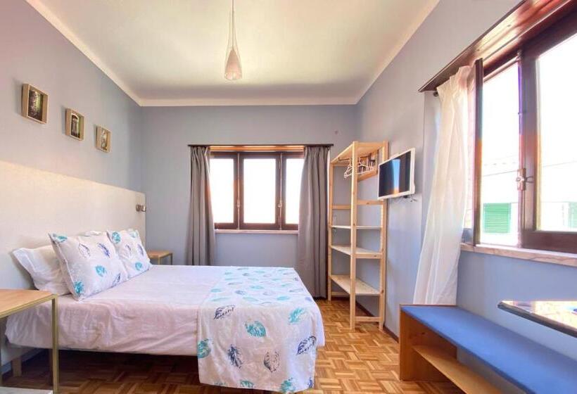 经济房, O Tourinho