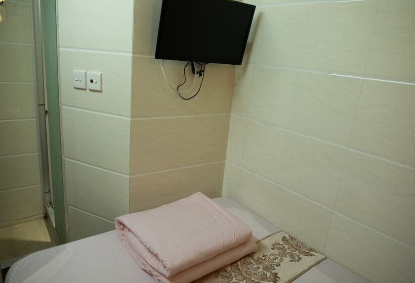 اتاق استاندارد, Om Guest House