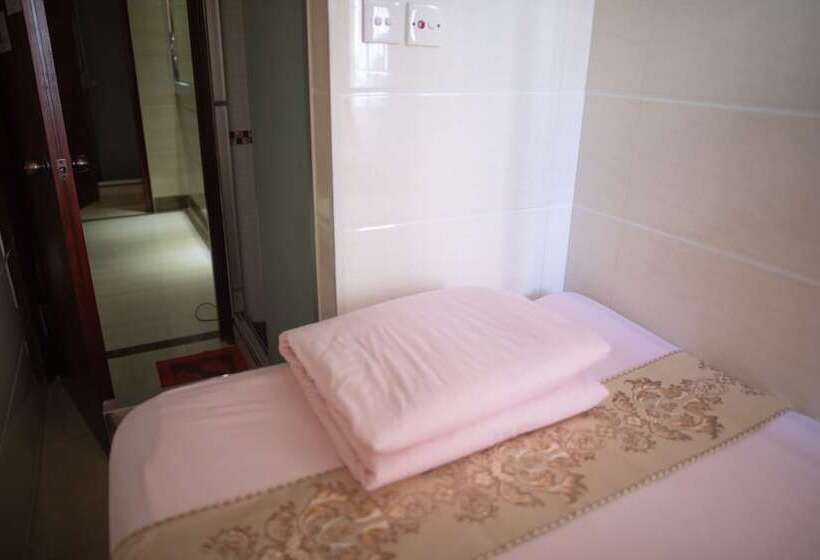 اتاق استاندارد, Om Guest House