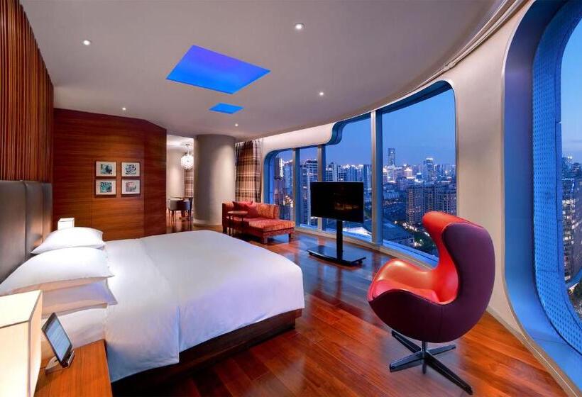 اتاق لوکس با تخت بزرگ, Andaz Xintiandi, Shanghai, By Hyatt