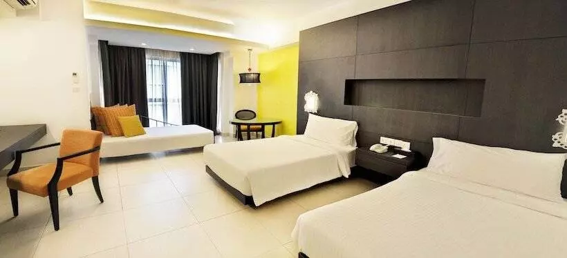 اتاق پرمیوم, Avillion Admiral Cove