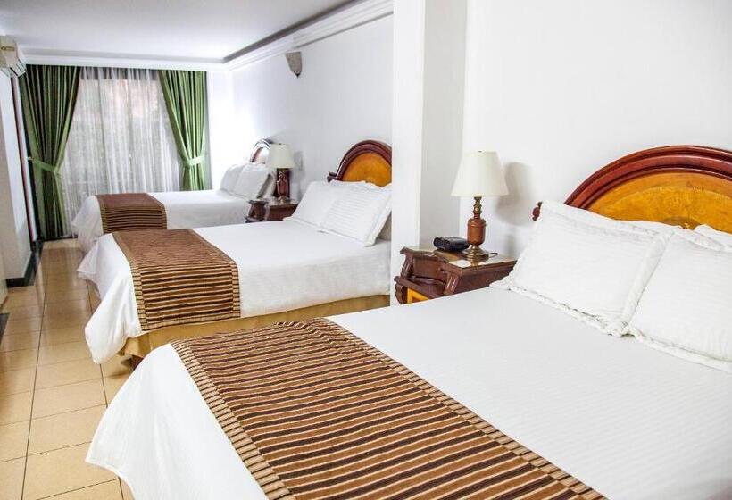 标准三人间, Solar Hotel Casa Laureles