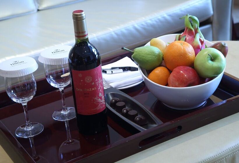 スイート, Hilton Guangzhou Baiyun   Free Shuttle And Phase 1 Registration Service Available For Canton Fair Pe