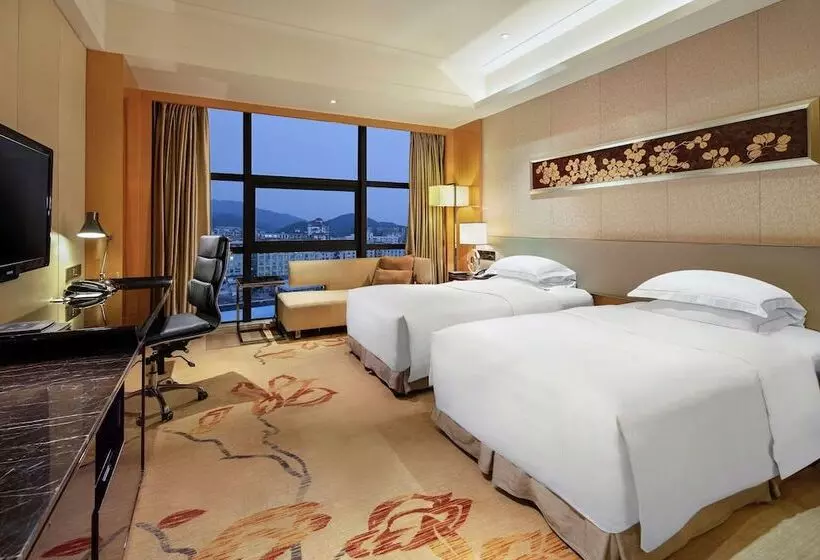 Deluxe-huone, Hilton Guangzhou Baiyun   Free Shuttle And Phase 1 Registration Service Available For Canton Fair Pe