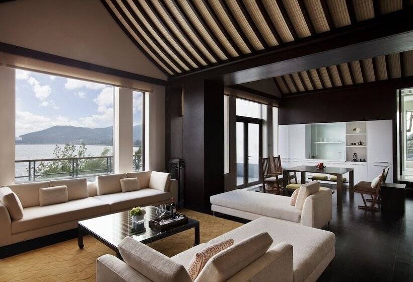 سوییت اجرایی, Park Hyatt Ningbo Resort & Spa