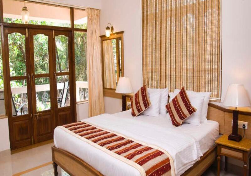 Номер Стандарт Вид на Бассейн, Clarion Hotel Ocean Palms Goa