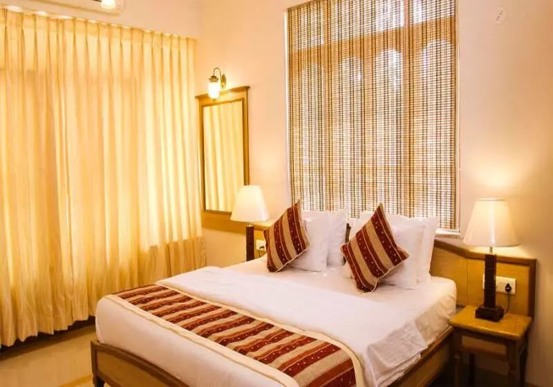 Standard-huone Allasnäkymä, Clarion Hotel Ocean Palms Goa