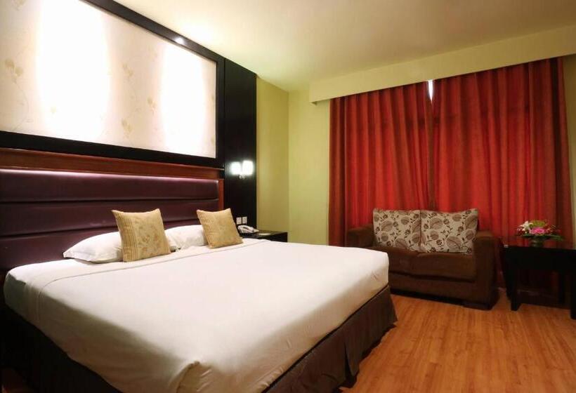 Suite Familiar, Sari Ater Kamboti Hotel Bandung