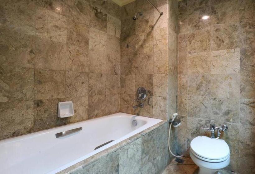 Habitació Deluxe, Sari Ater Kamboti Hotel Bandung