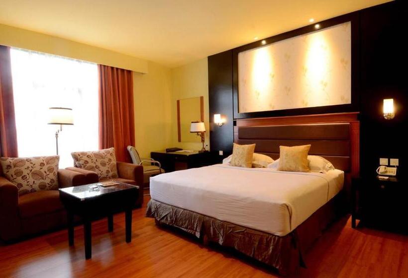 Suite Familiar, Sari Ater Kamboti Hotel Bandung