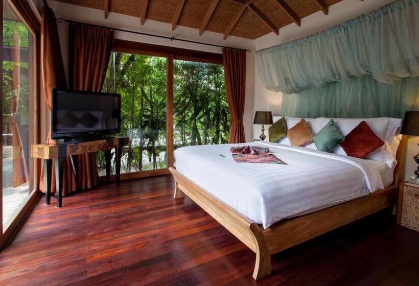 配有游泳池的小型套房, Tango Luxe Beach Villa, Koh Samui