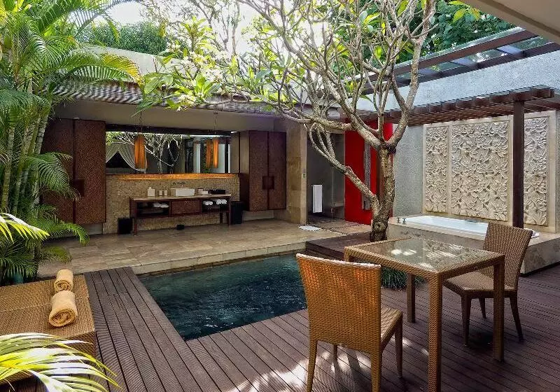 Villa 1 Makuuhuone, The Amala Boutique Retreat