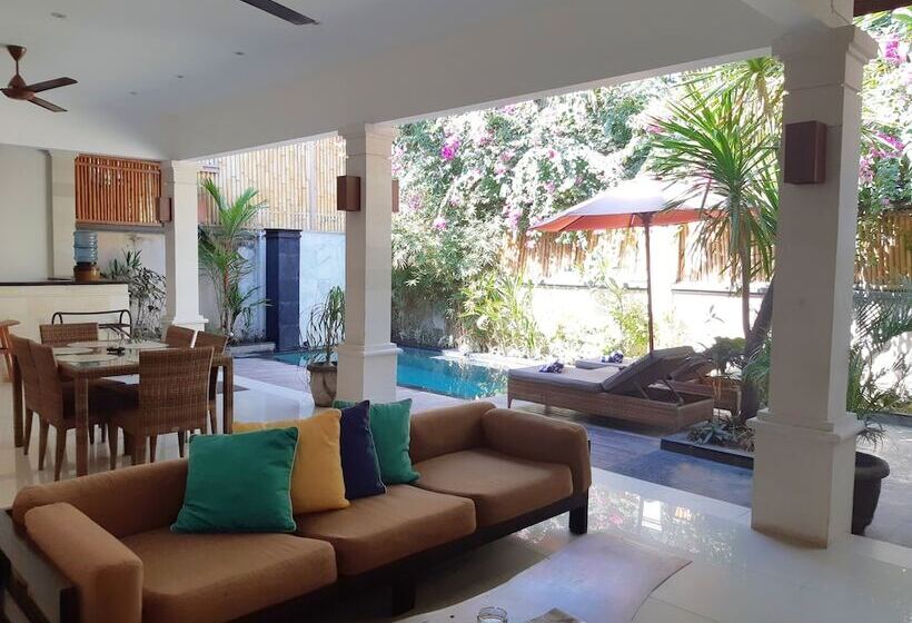 فيلا غرفتين نوم, The Beach House Resort