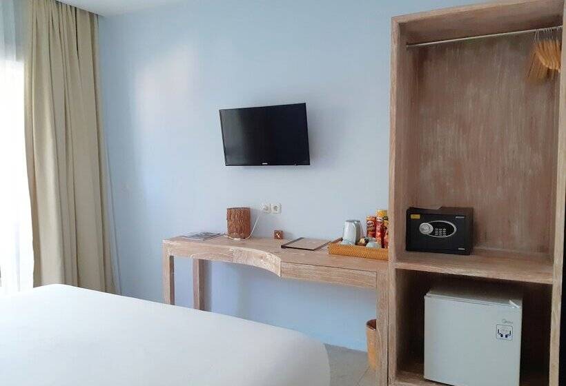 Номер Superior Вид на Бассейн, The Beach House Resort